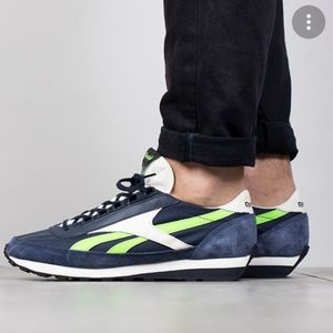 Reebok Aztec OG Navy Sneaker Size 8.5